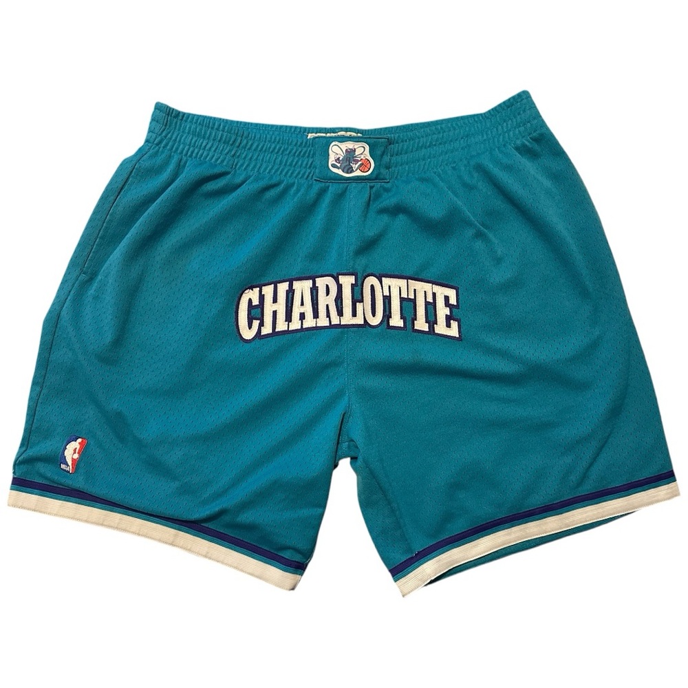 Mitchell and Ness Hardwood Classics Charlotte Hornets 1992/93 Shorts 2XL
